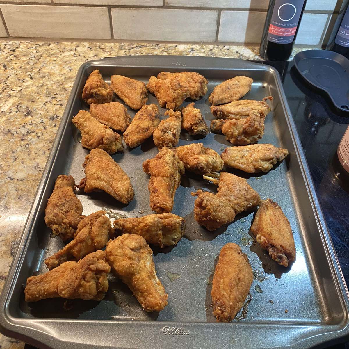 Best Restaurant-Style Buffalo Chicken Wings Recipe