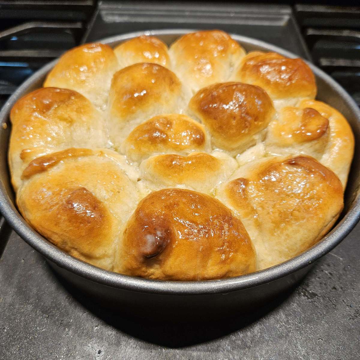 Easy Homemade Dinner Rolls Recipe