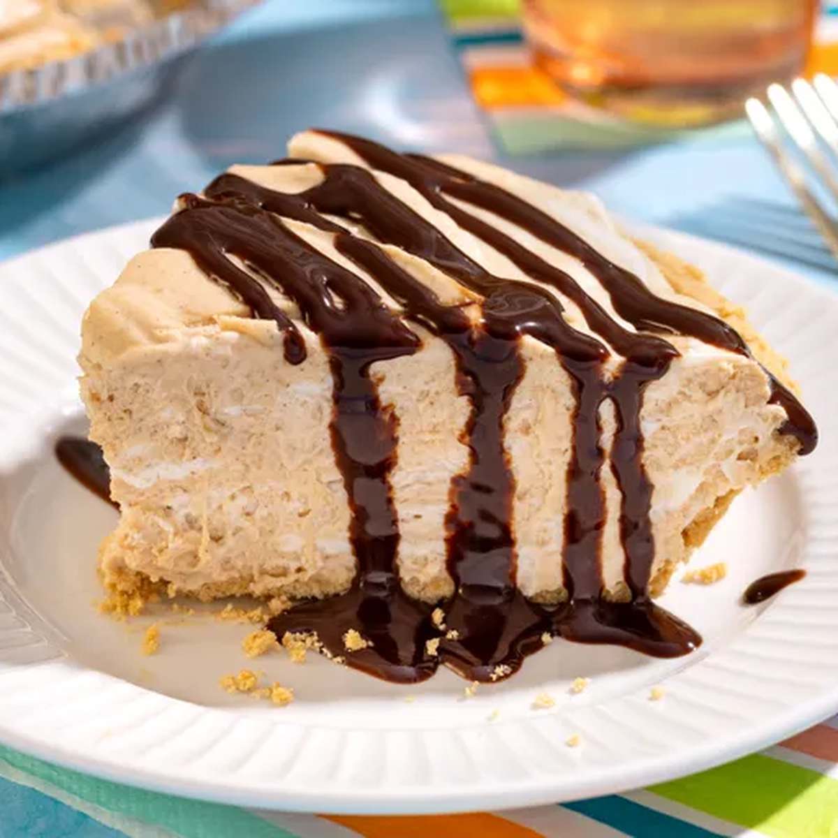 Easy No-Bake Peanut Butter Pie Recipe