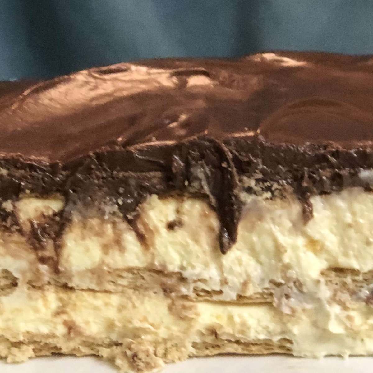 No-Bake Éclair Cake Recipe
