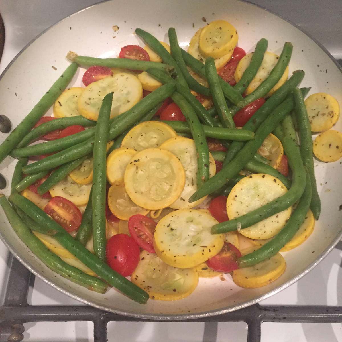 Easy Squash and Green Bean Sauté Recipe