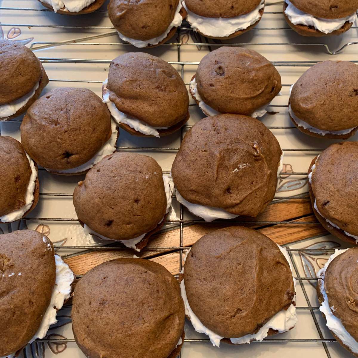 Irresistible Pumpkin Whoopie Pies: A Fall Baking Delight