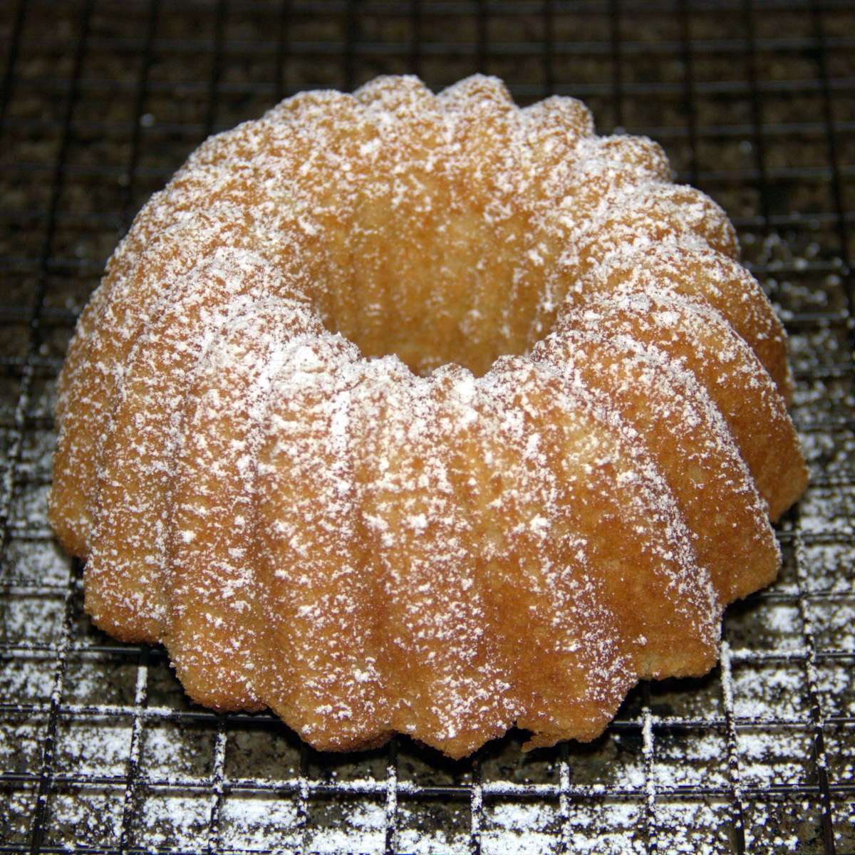 Easy Air Fryer Butter Cake Recipe