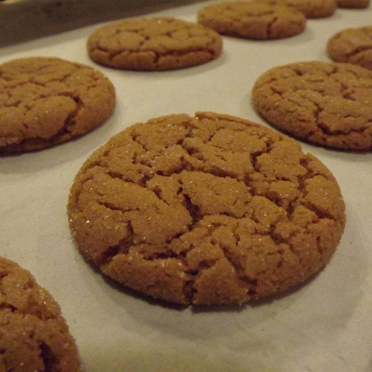 Irresistible Ginger Crinkle Cookies: A Classic Recipe