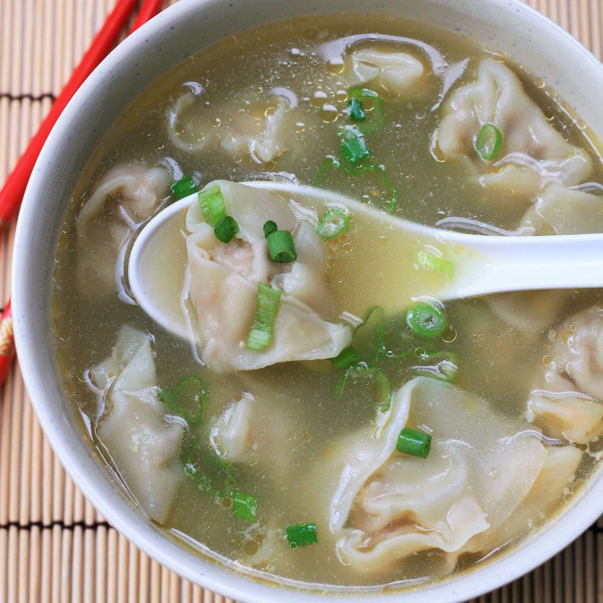 Quick & Easy Wonton Soup Recipe