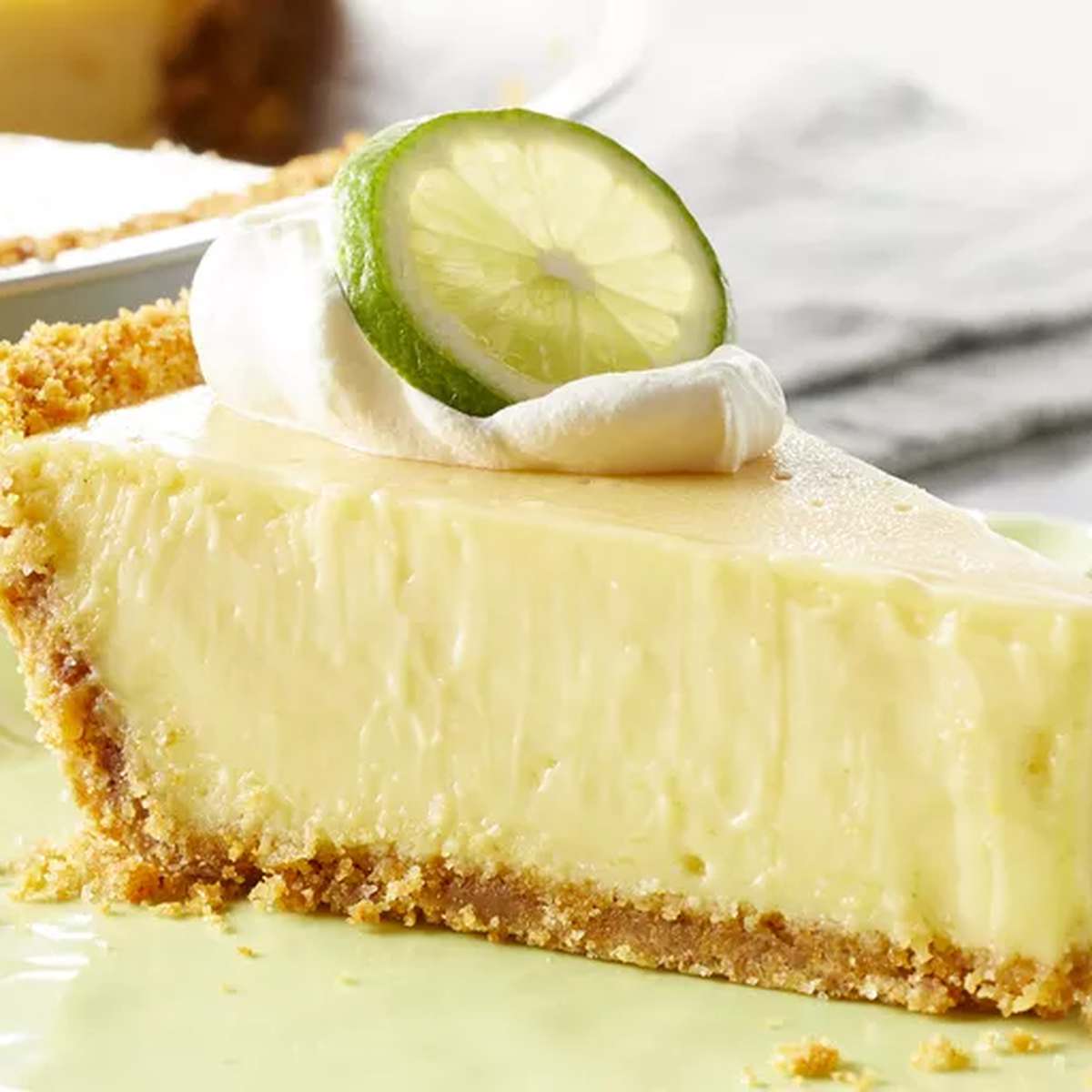 The Best Key Lime Pie Recipe: Easy & Delicious