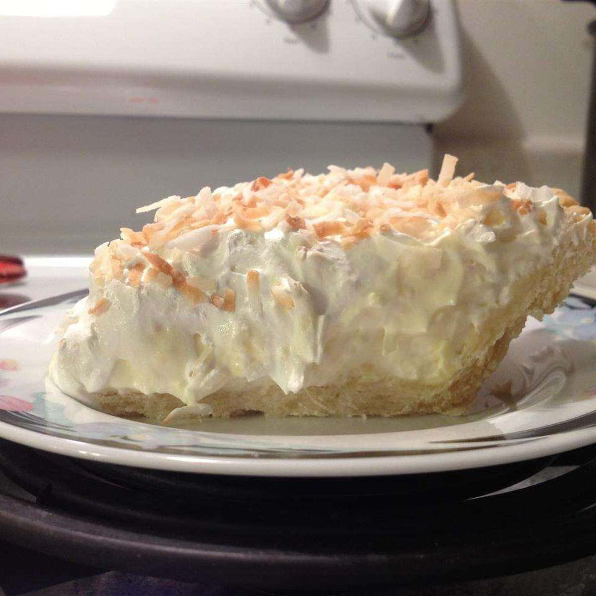 Easy No-Bake Coconut Cream Pie Recipe