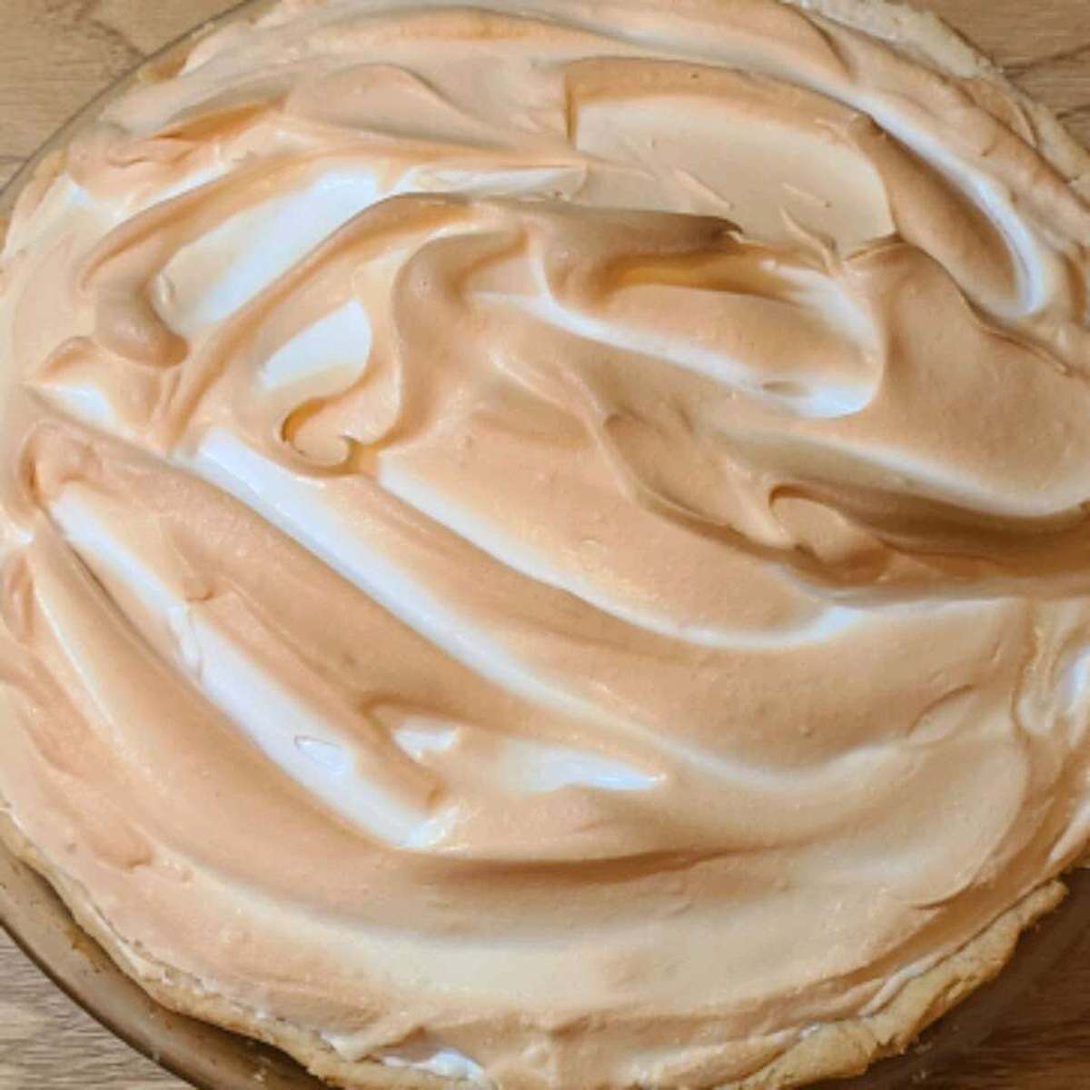 Easy No-Bake Chocolate Cream Pie Recipe