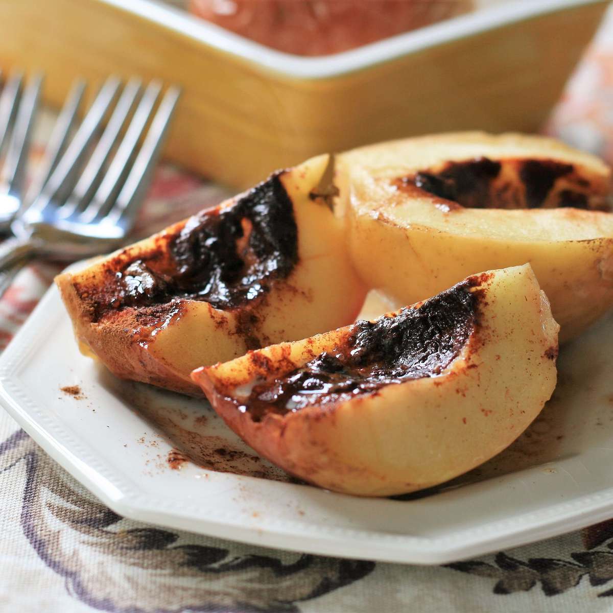 Easy No-Sugar Baked Apples Recipe