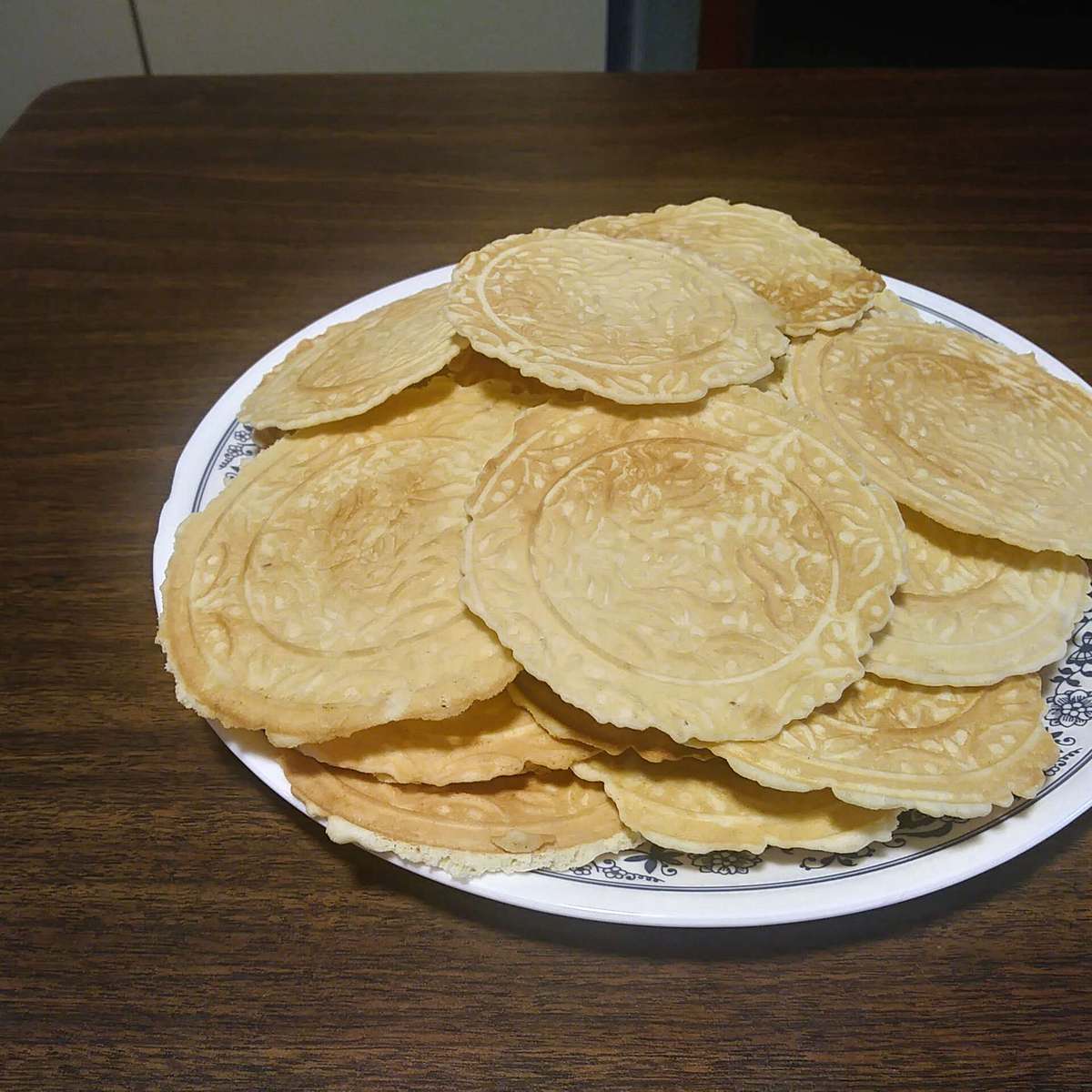 Authentic Pizzelle Recipe: Make Crispy Italian Waffle Cookies