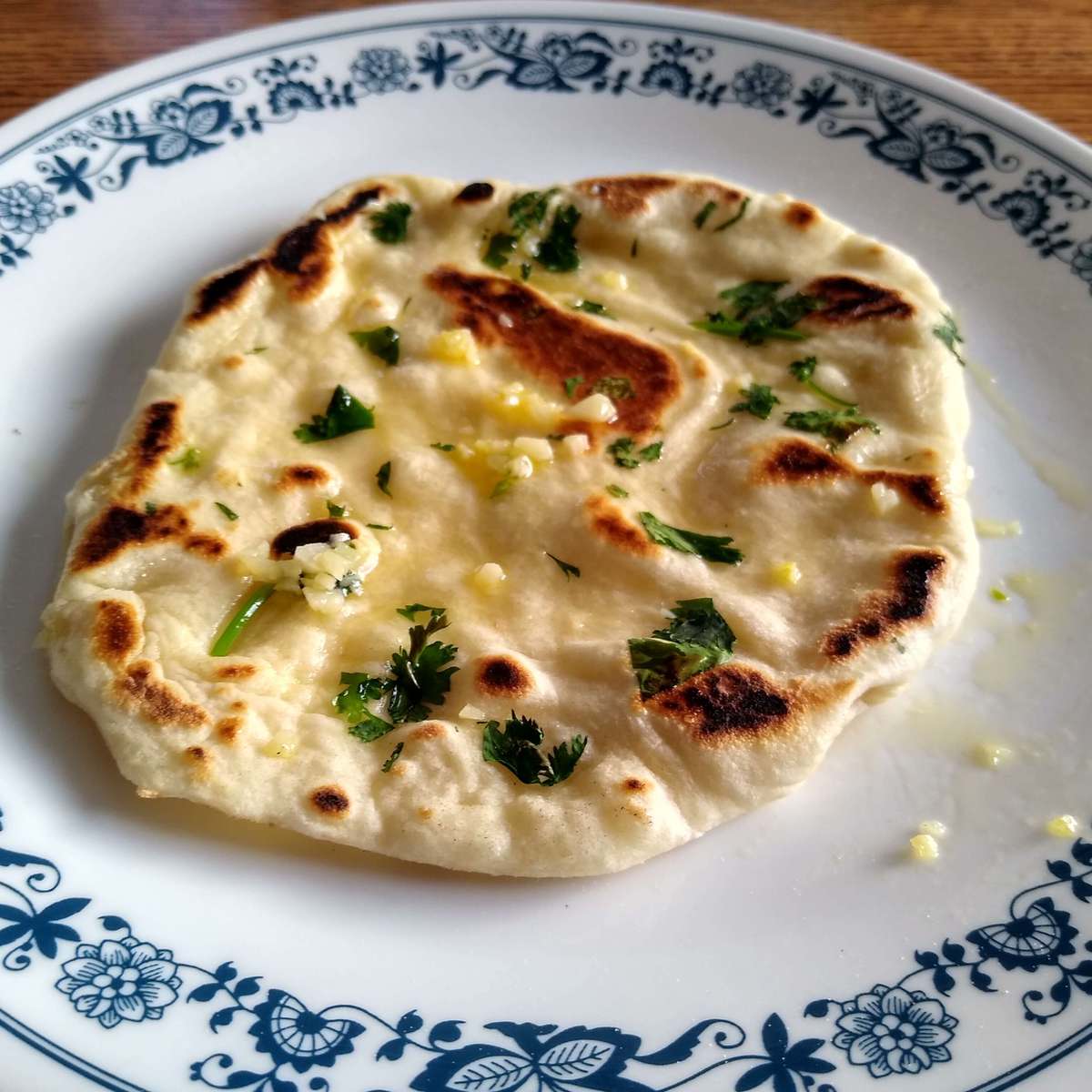 Easy Homemade Garlic Naan Recipe
