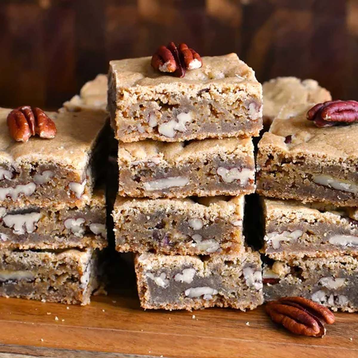 Butter Pecan Bars Recipe: Easy Holiday Dessert