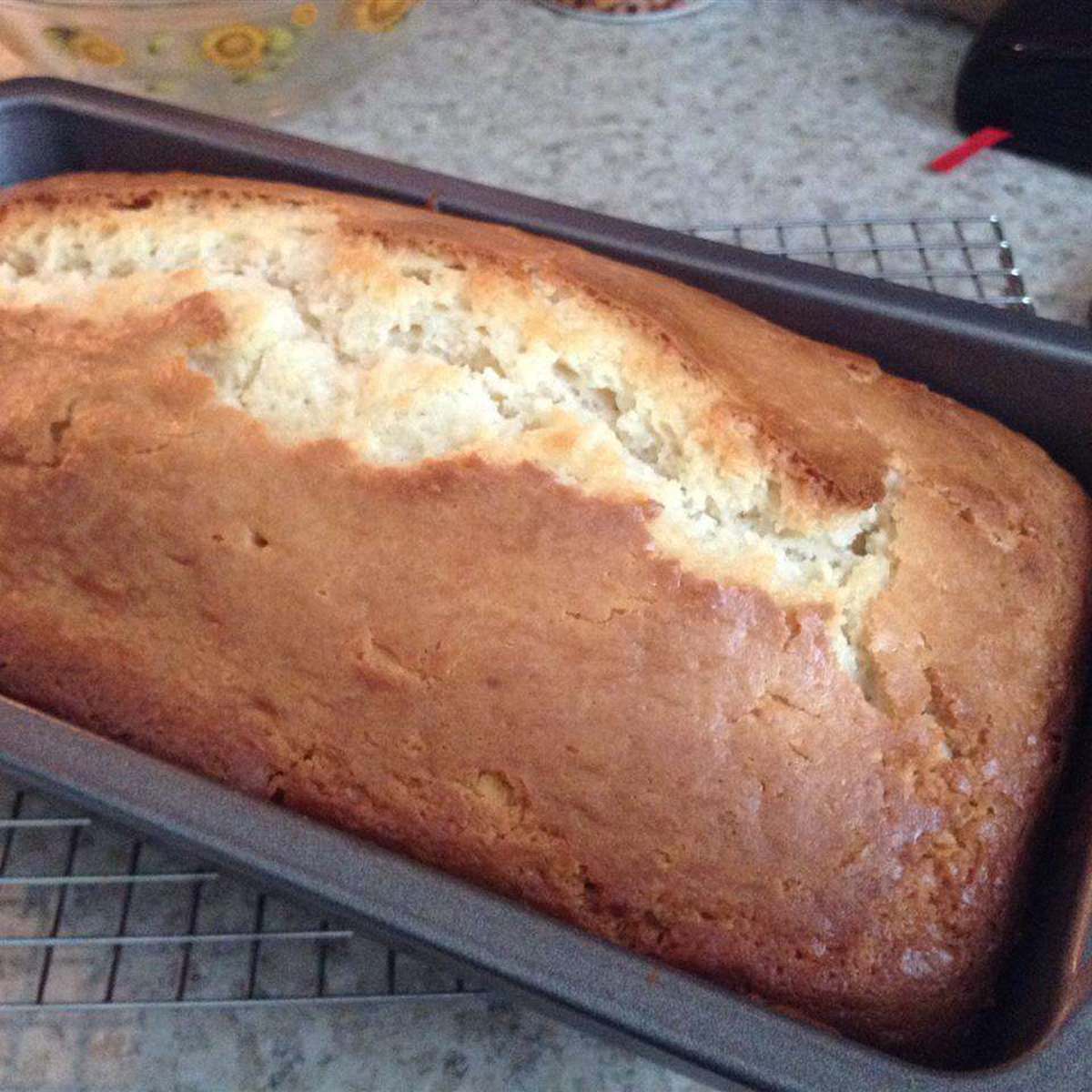 Easy One-Egg Lemon Pound Cake Recipe