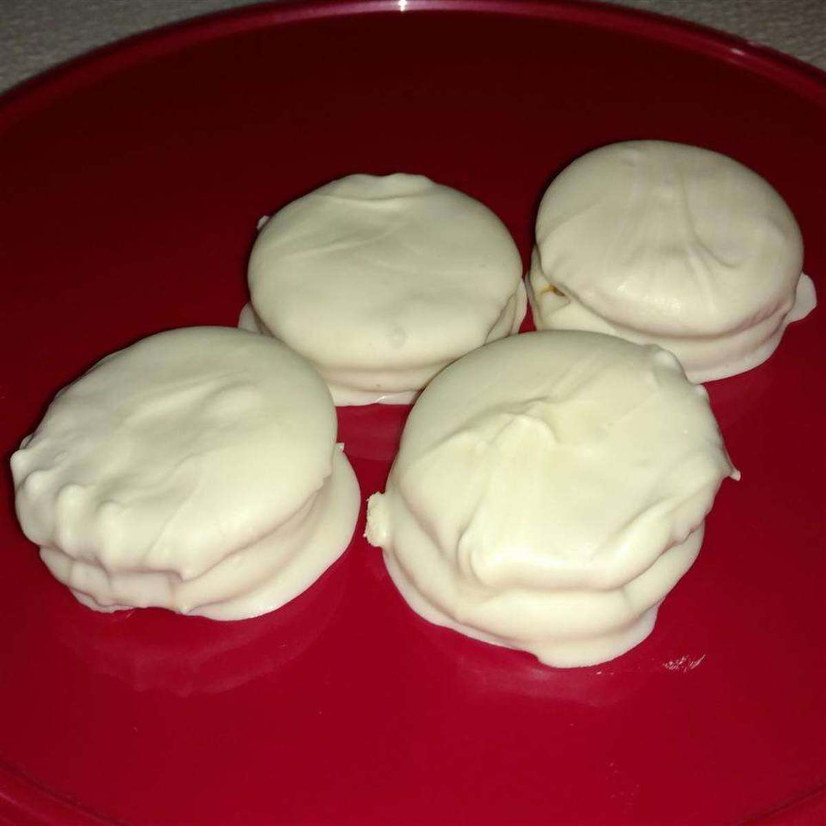 Chocolate Peanut Butter Cracker Recipe: Easy Dessert!