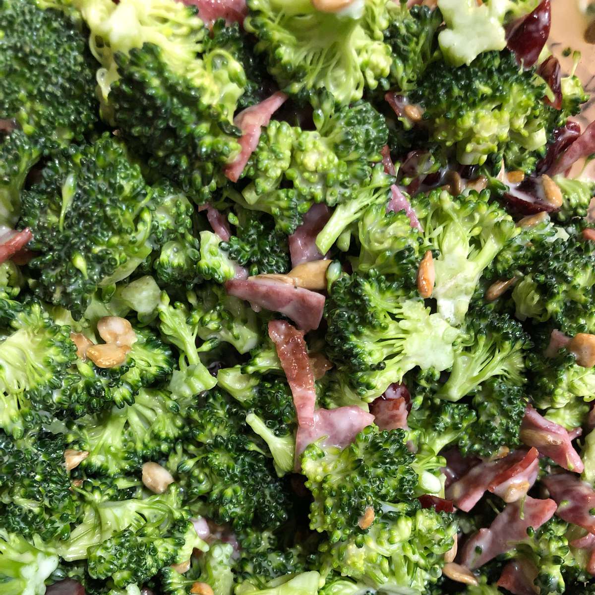 Broccoli Cranberry Salad: A Delicious & Healthy Recipe