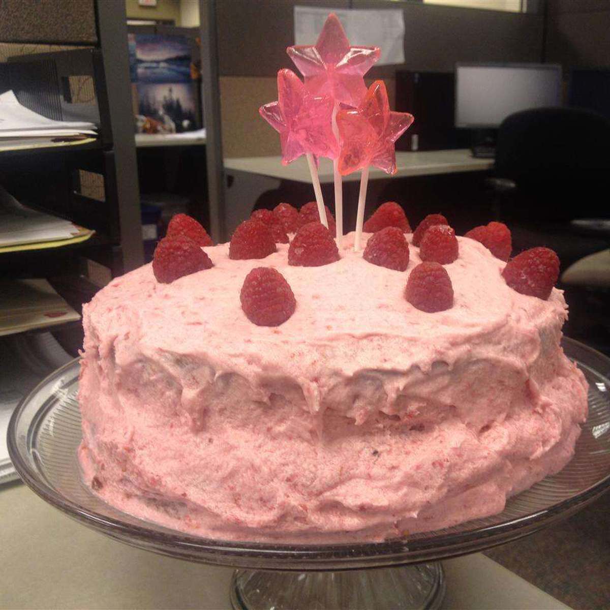 Decadent Champagne Cake Recipe with Buttercream Icing