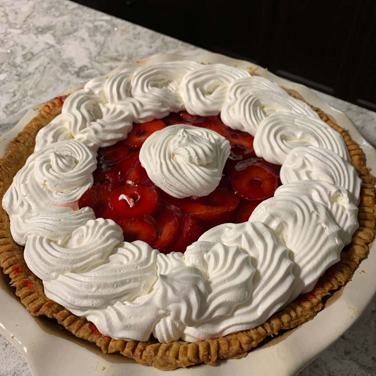 Delicious Fresh Strawberry Cheesecake Pie Recipe