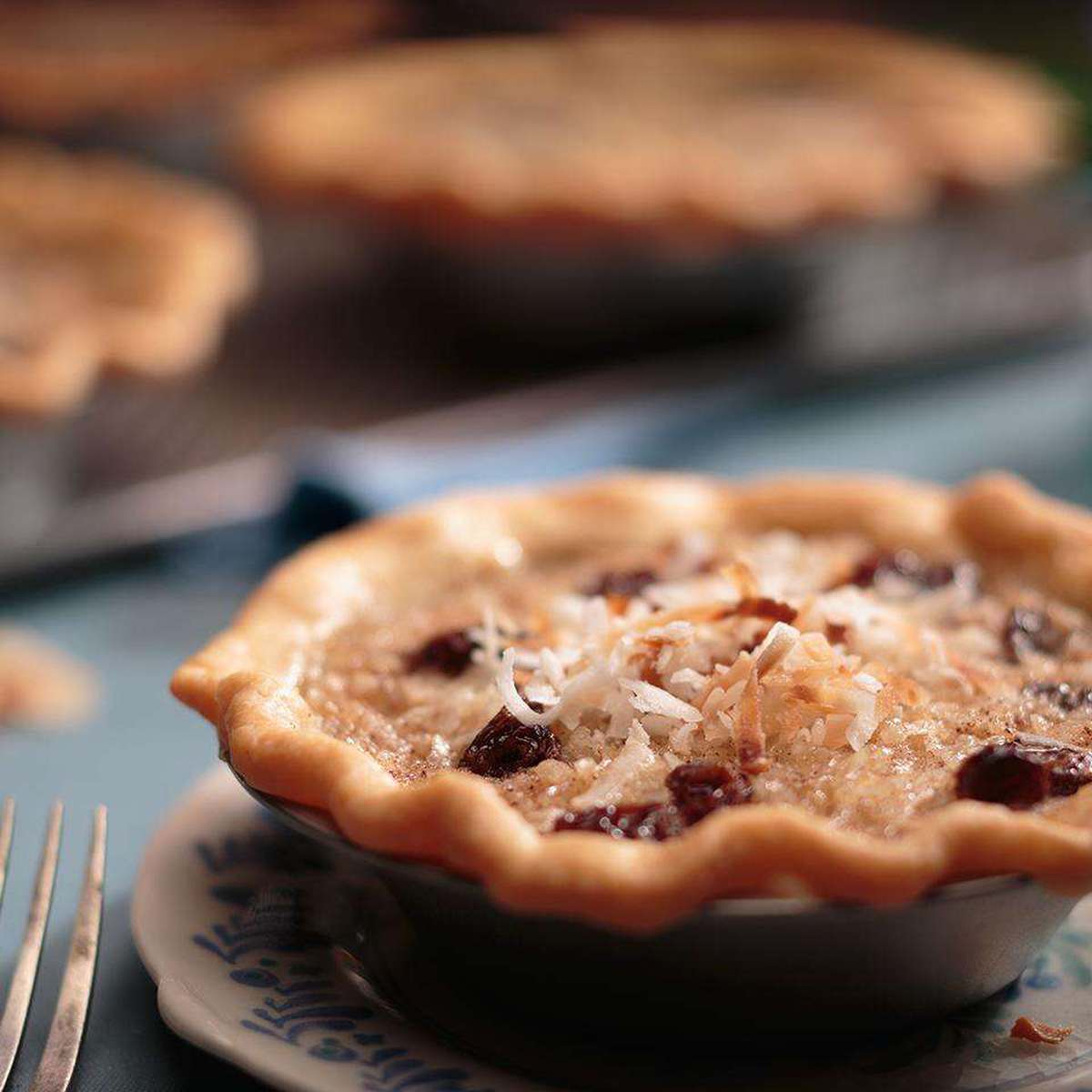 Delicious Raisin & Rice Mini Pies Recipe