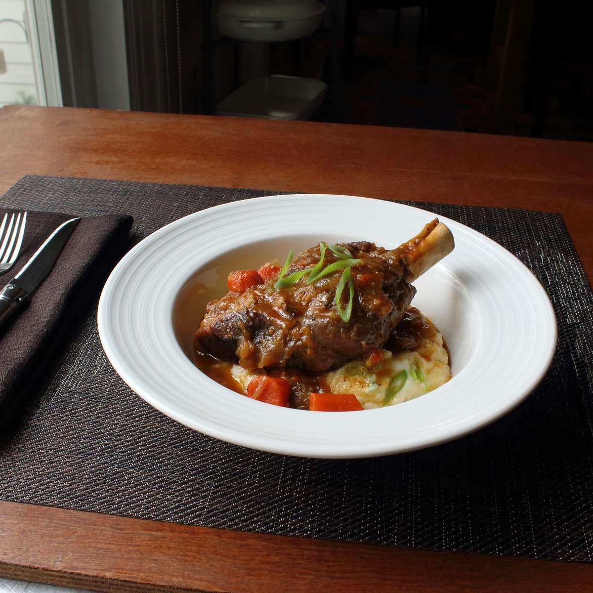 Easy Beer-Braised Lamb Shanks Recipe