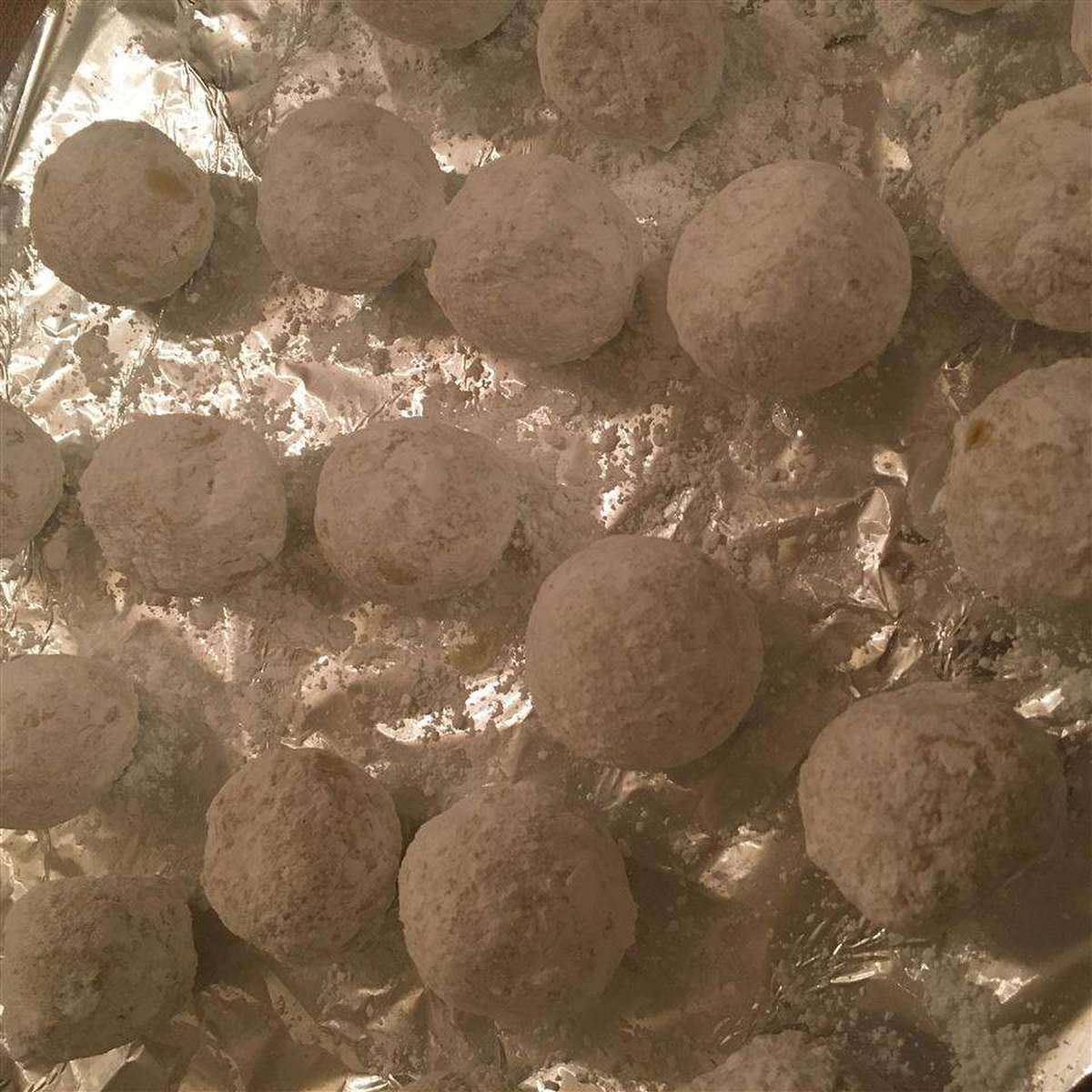 Classic Snowball Cookies Recipe: Grandma Minecci's Delight