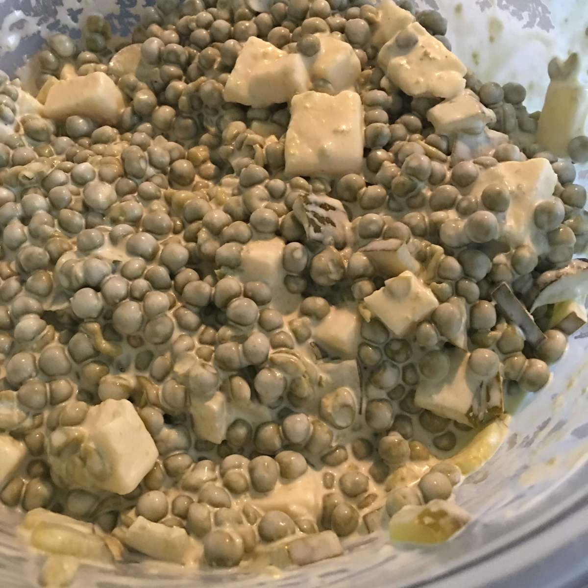 Easy Green Pea Salad Recipe with Cheddar Cheese