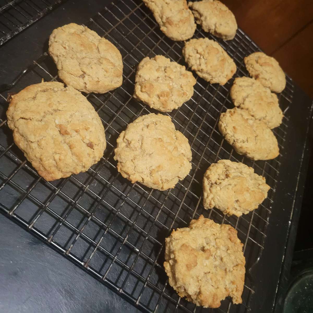 Soft and Chewy Oatmeal Cookies Recipe
