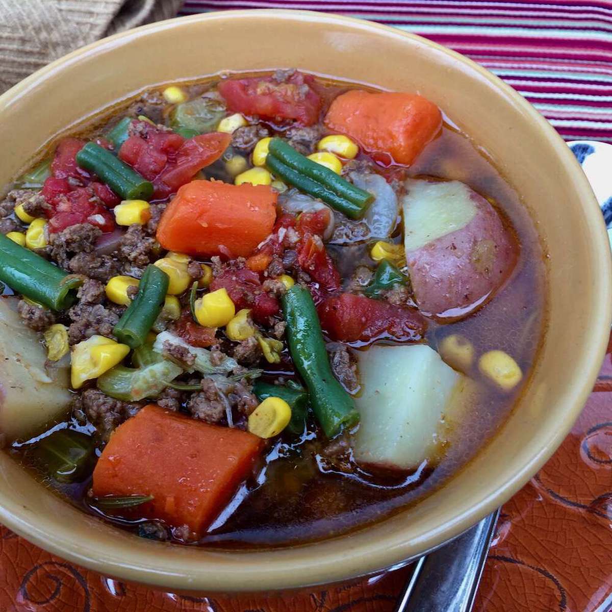 Classic Hamburger and Vegetable Stew Recipe