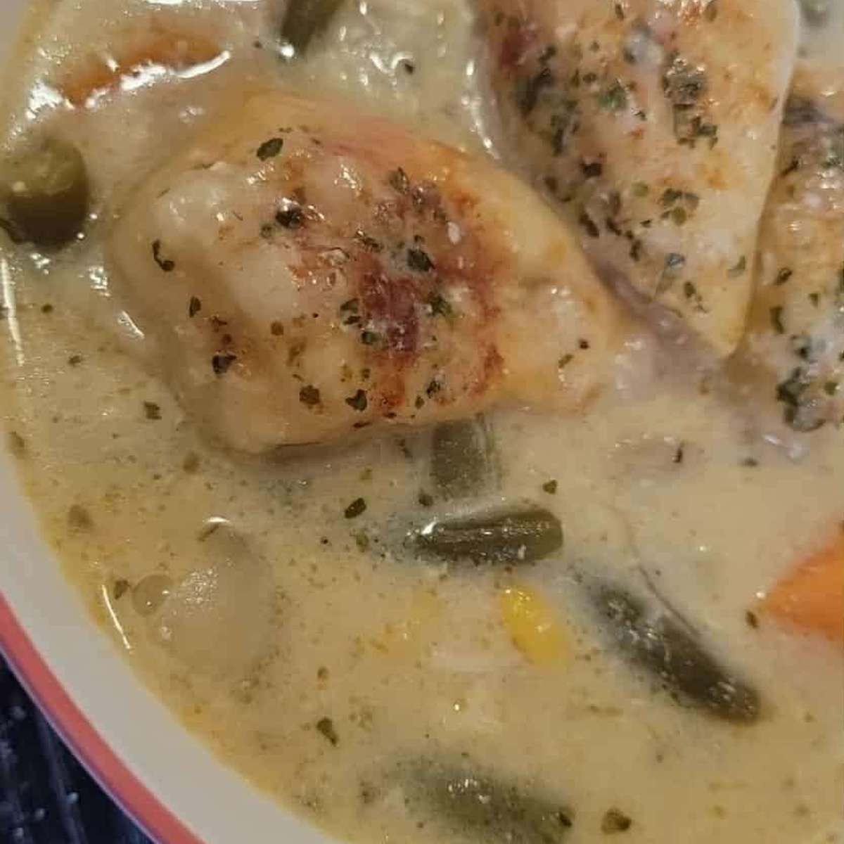 Effortless Slow Cooker Chicken and Dumplings Recipe