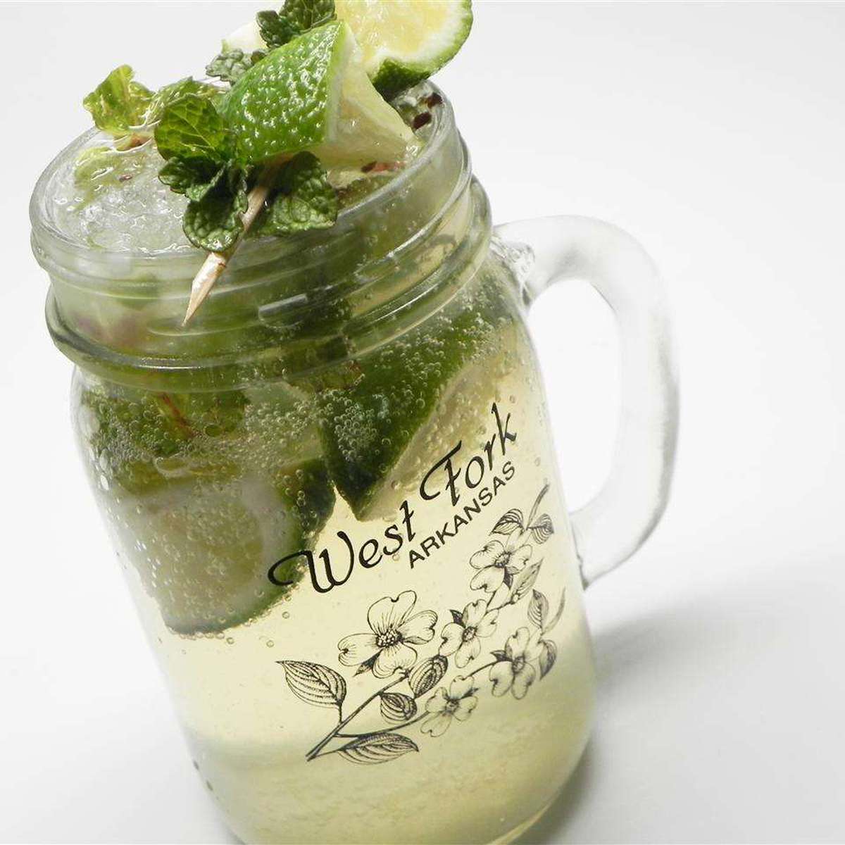 Bubbly Mojito Recipe: A Festive Summer Cocktail