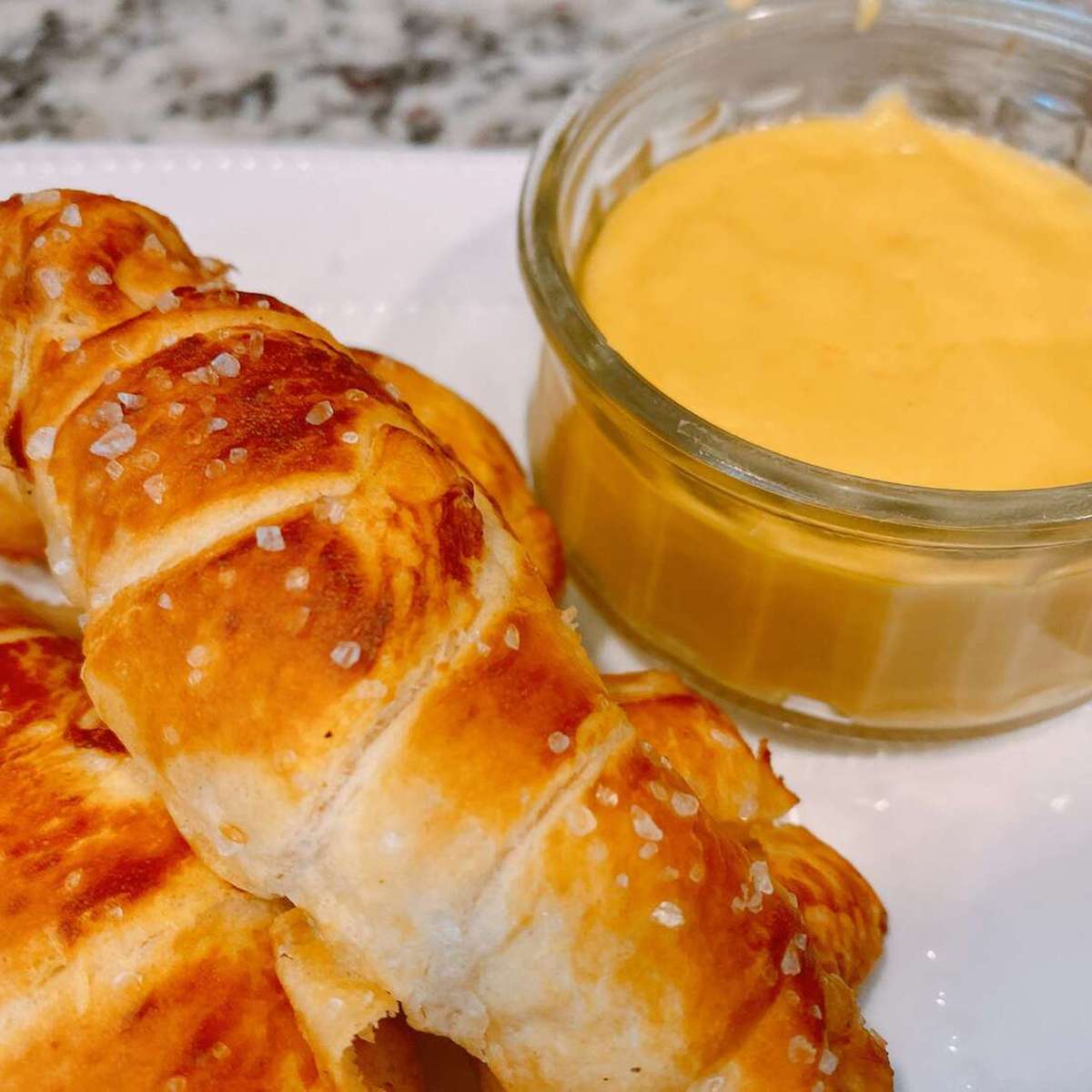 Easy Air Fryer Pretzel Rolls Recipe