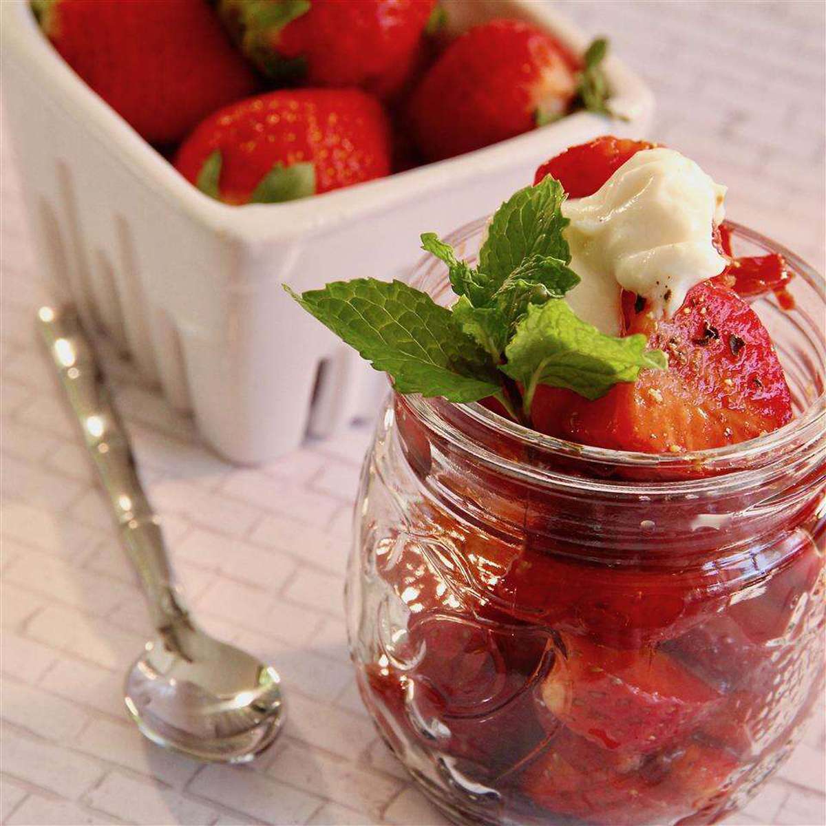 Easy Balsamic Strawberries Recipe