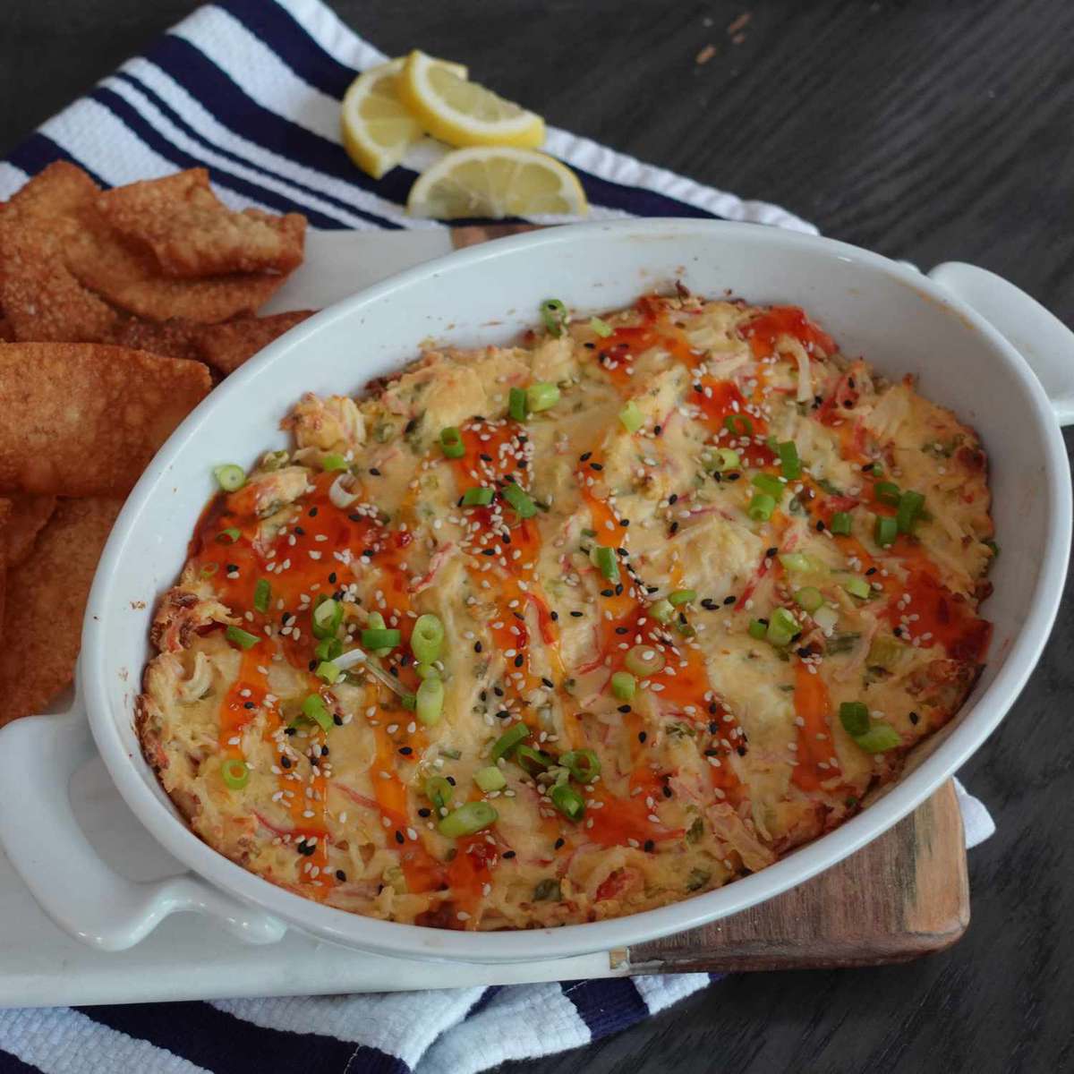 Easy Crab Rangoon Dip Recipe with Wonton Chips