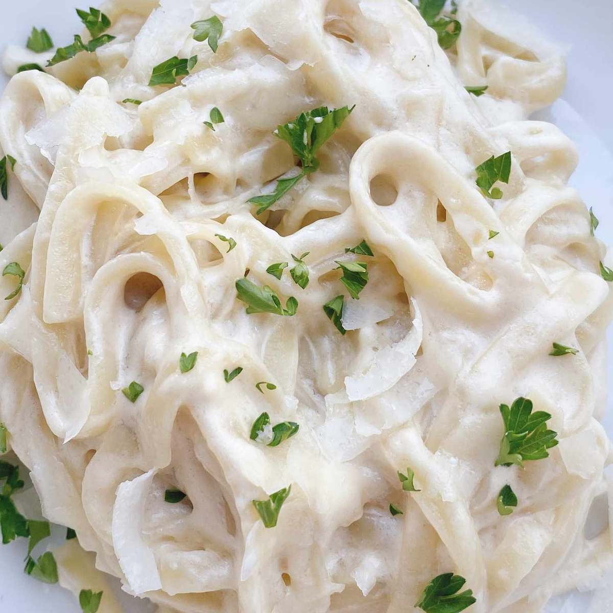 Easy Parmesan Cream Sauce Recipe