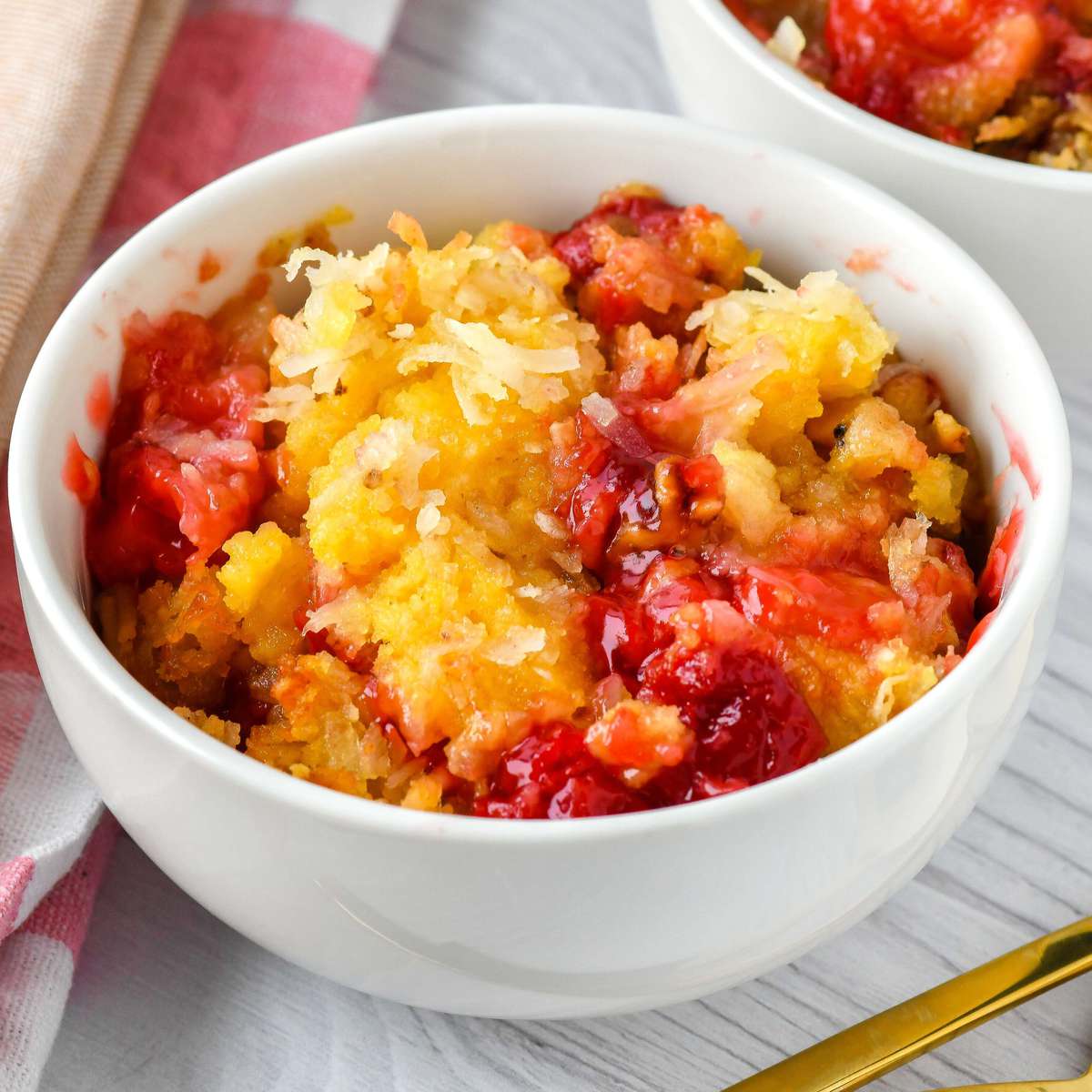 Easy Cherry Pineapple Dump Cake Recipe