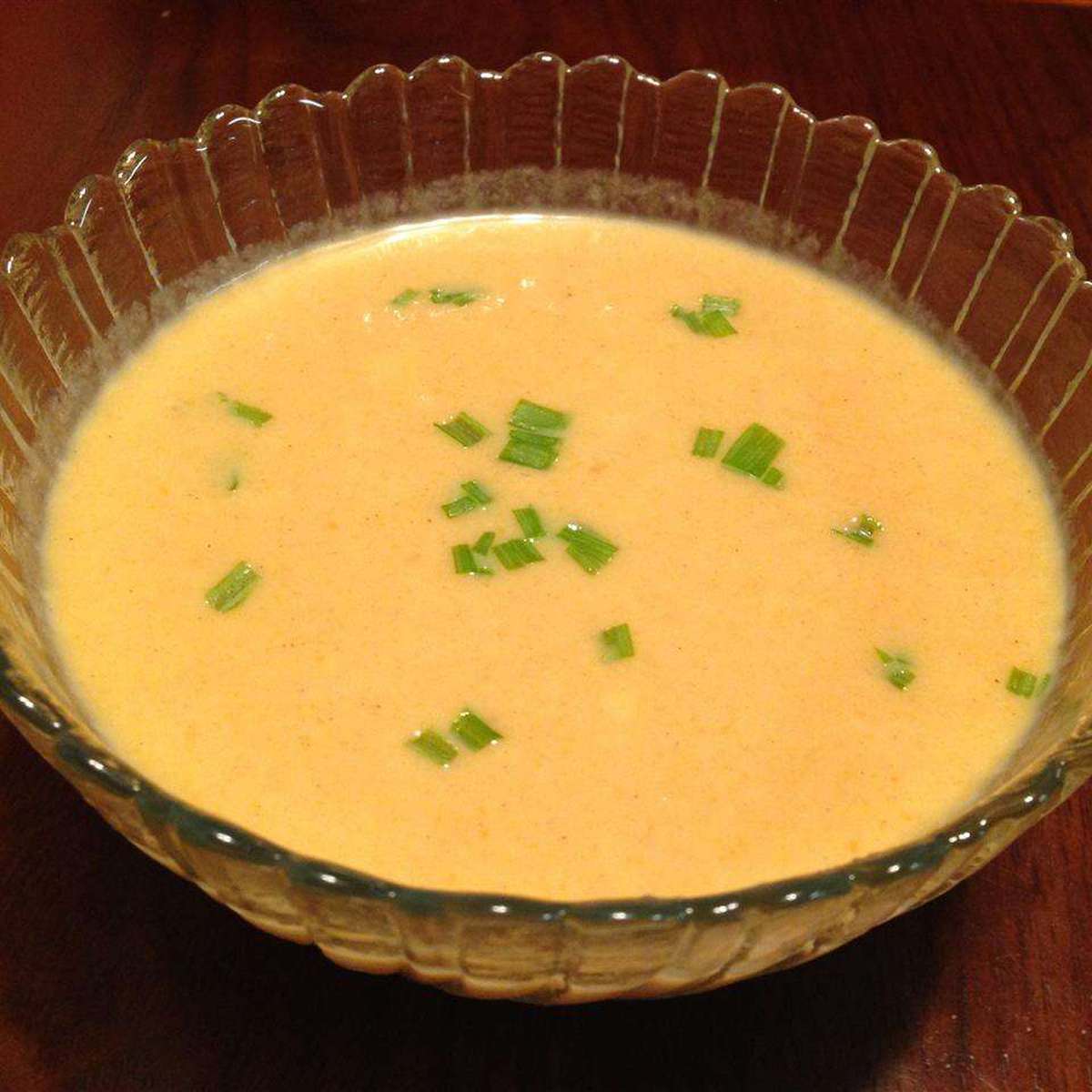 Easy Ginger Carrot Soup Recipe
