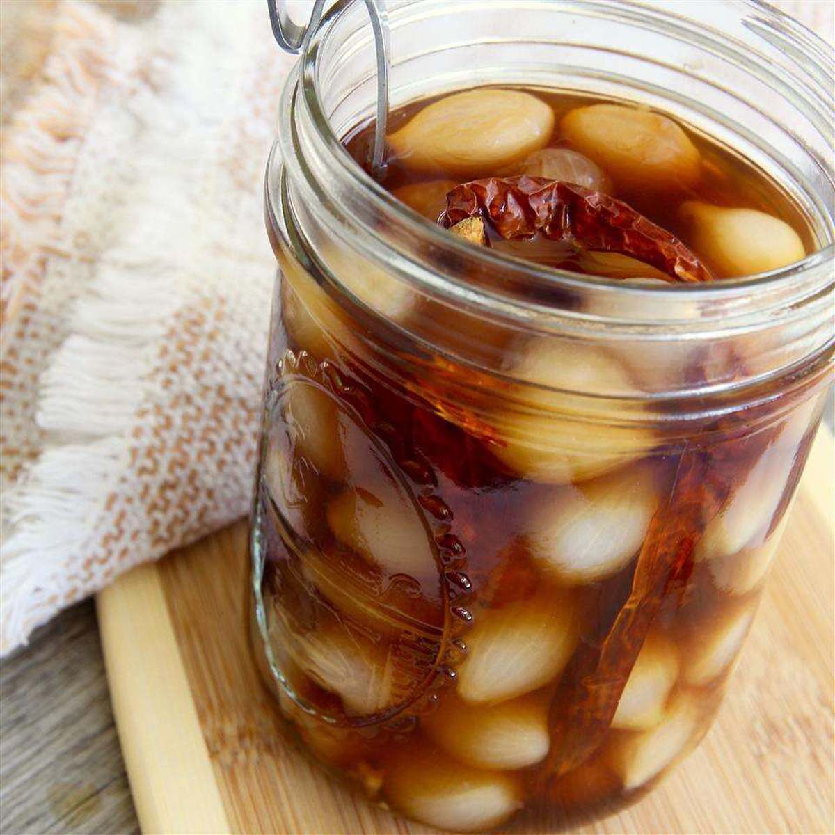 Classic English Pickled Onions Recipe