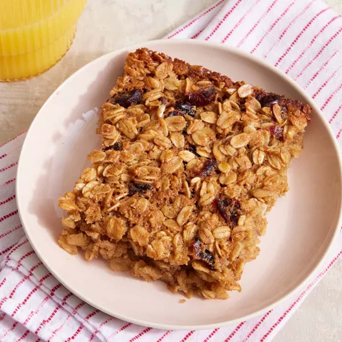 Easy Baked Oatmeal Recipe for a Healthy Breakfast