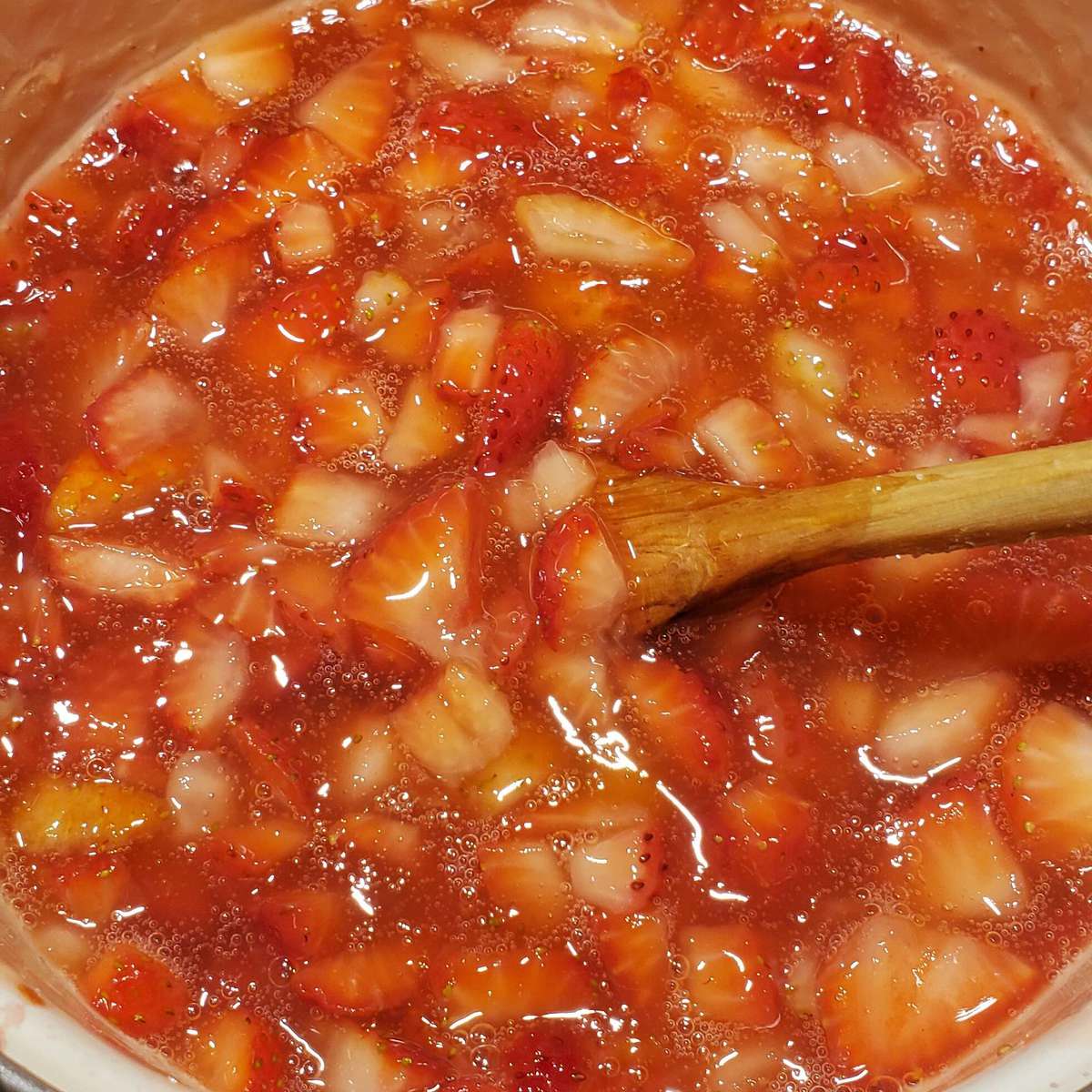 Easy Strawberry Pie Filling Recipe