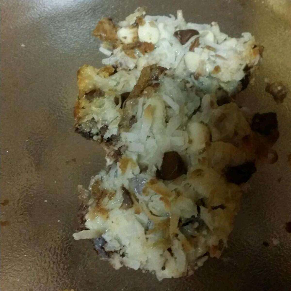 Delicious Hello Dolly Bars Recipe