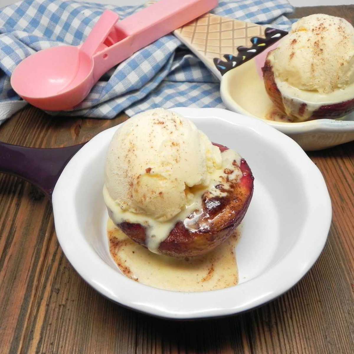 Easy Air Fryer Grilled Peaches Recipe with Cinnamon