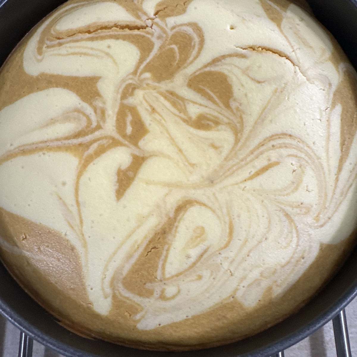 Irresistible Marbled Pumpkin Cheesecake Recipe