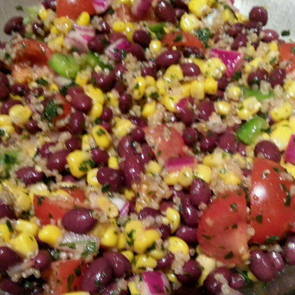 Easy Southwestern Quinoa Salad Recipe