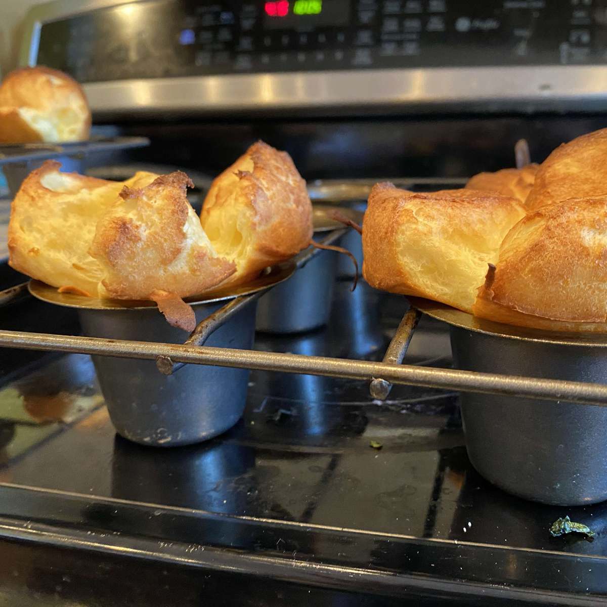 Easy Spring Herb Popovers Recipe