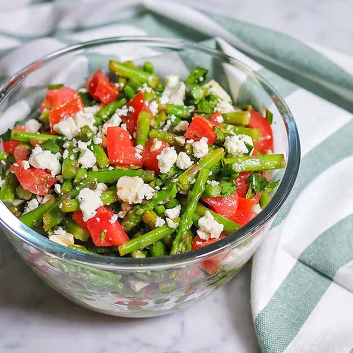 Delicious Asparagus, Tomato, and Feta Salad Recipe