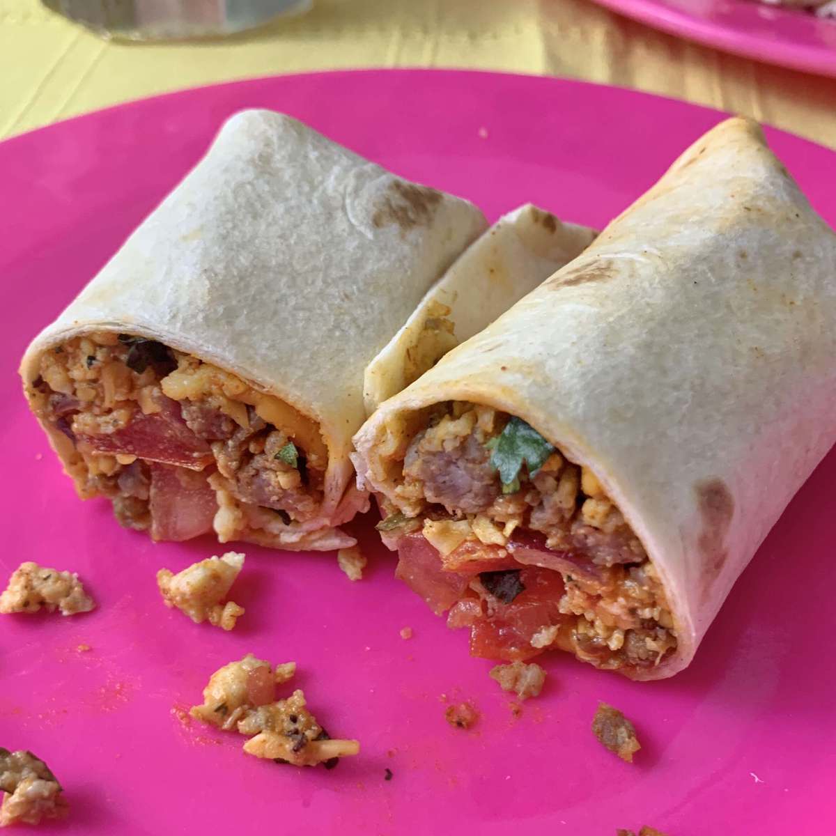 Southwest Breakfast Burritos: A Quick & Easy Recipe
