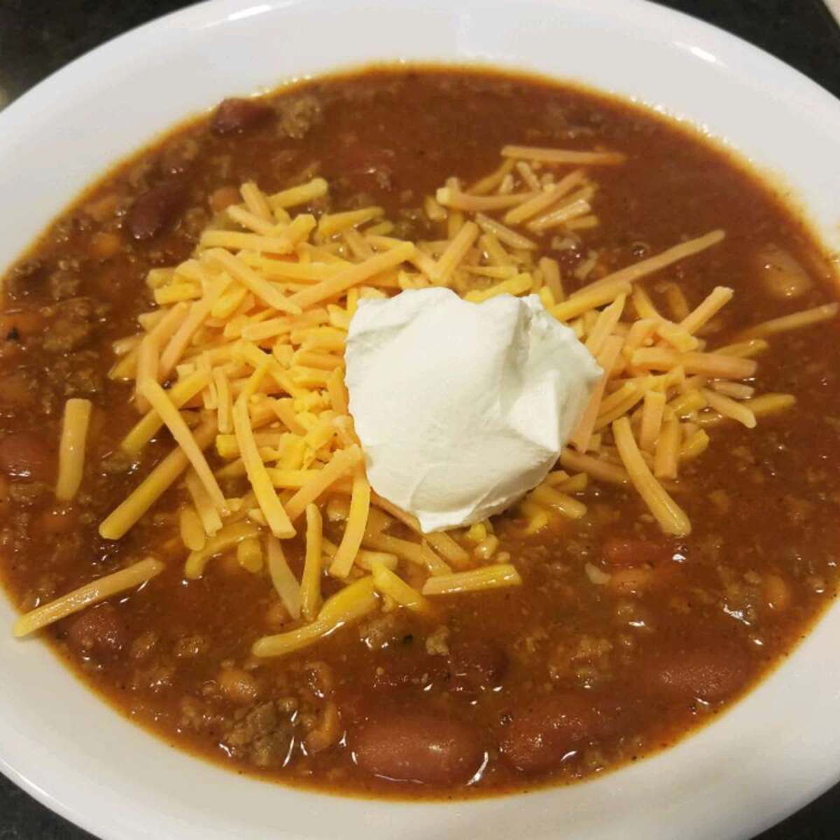 Easy Slow Cooker Chili Recipe with Beer