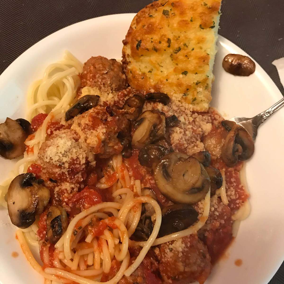 Classic Spaghetti with Marinara Sauce: A Quick & Easy Recipe