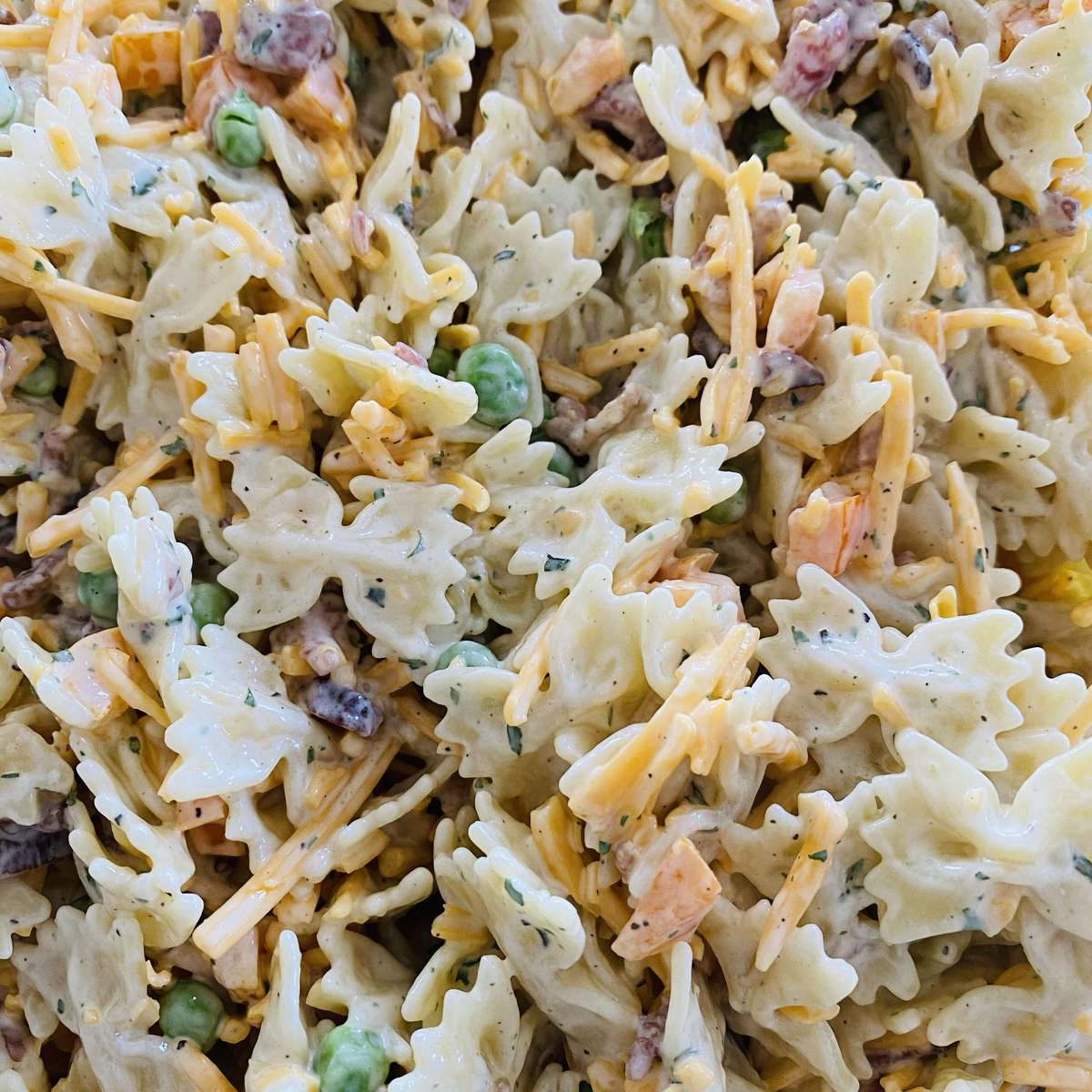 Irresistible Bacon Ranch Macaroni Salad: Easy Recipe