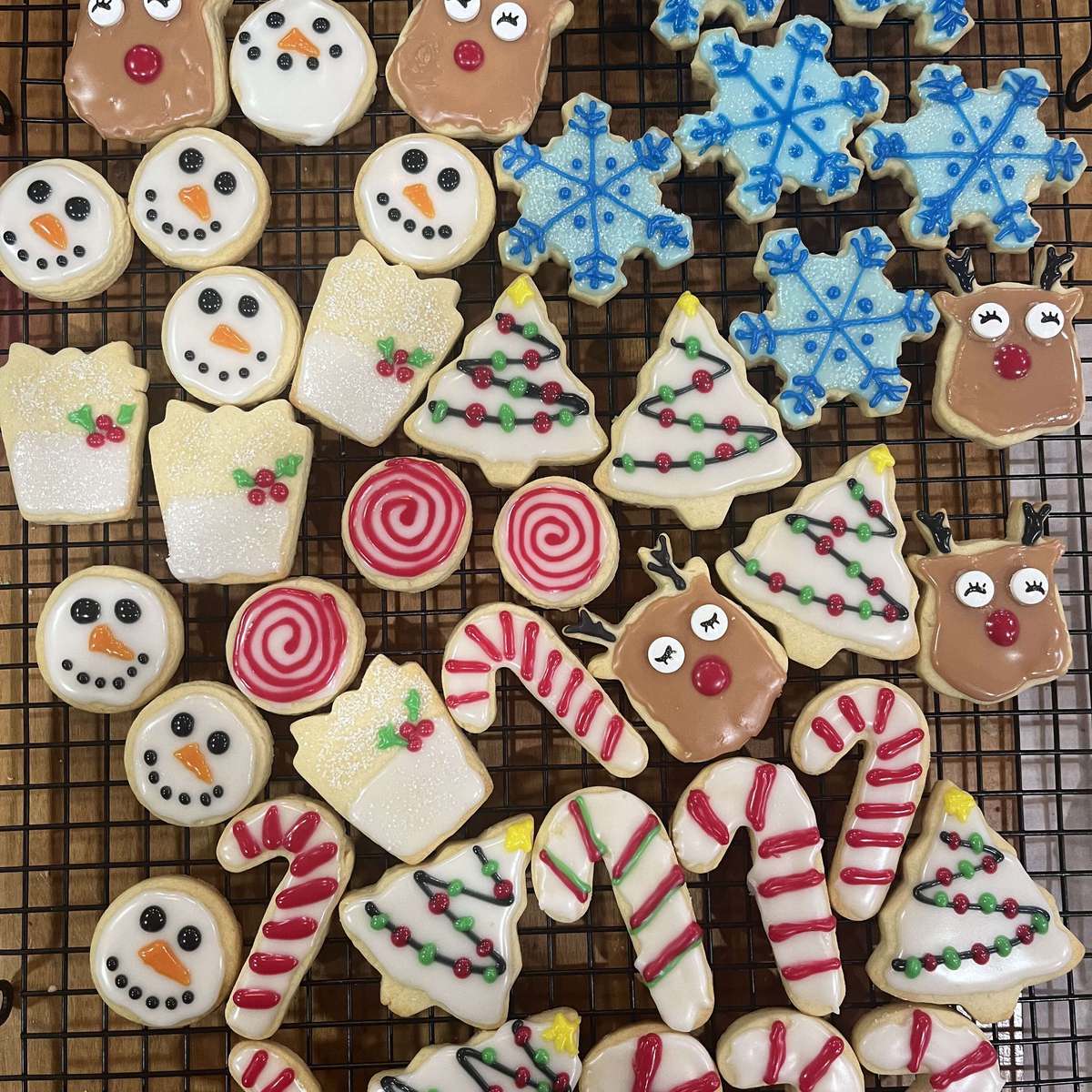 Perfect Glossy Royal Icing Recipe