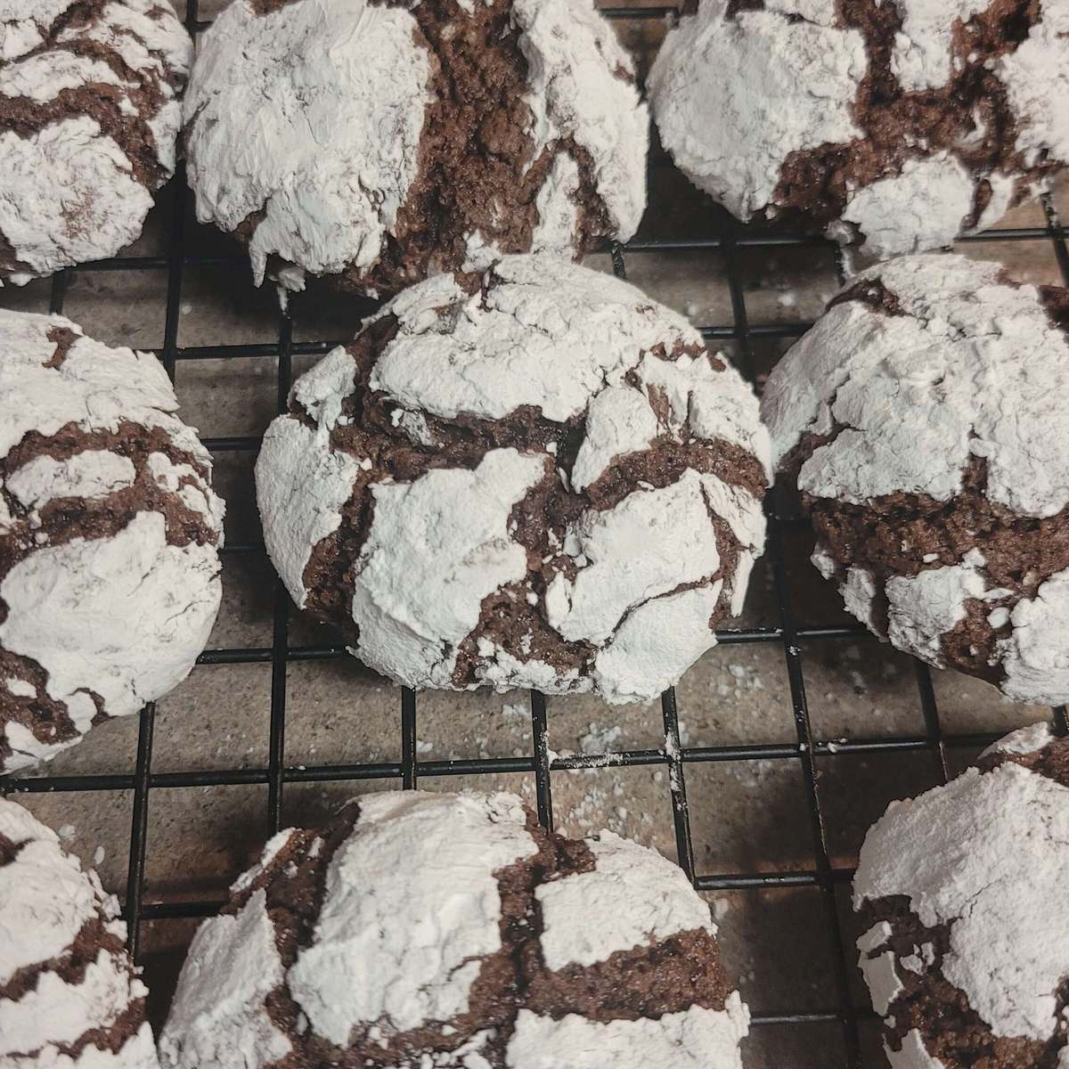 Best Chocolate Crinkle Cookie Recipe